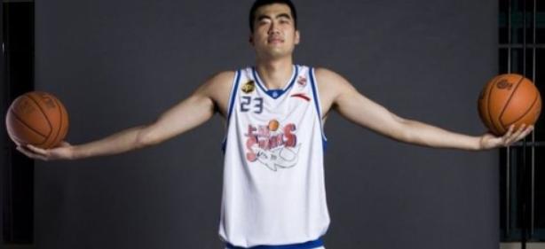 现在中国男篮最强五人，我心中的这套阵容，打谁都不虚？