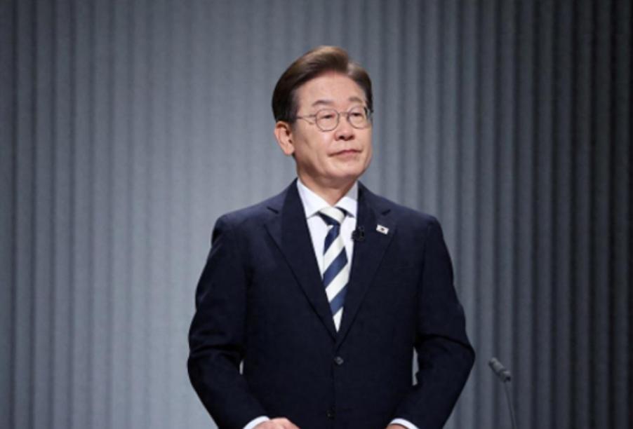 李在明90度鞠躬，韩国政商界的一场深情致谢