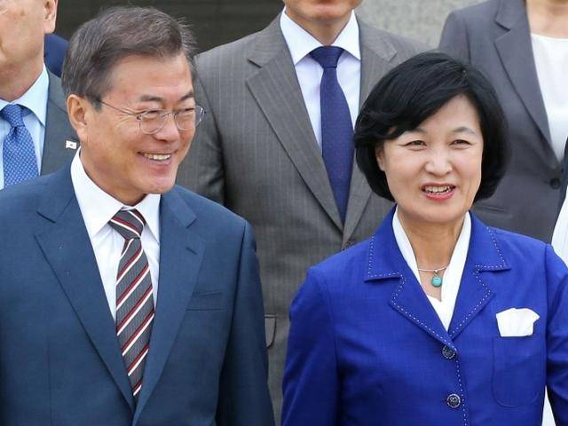 韩国迎来史上第二位女总理