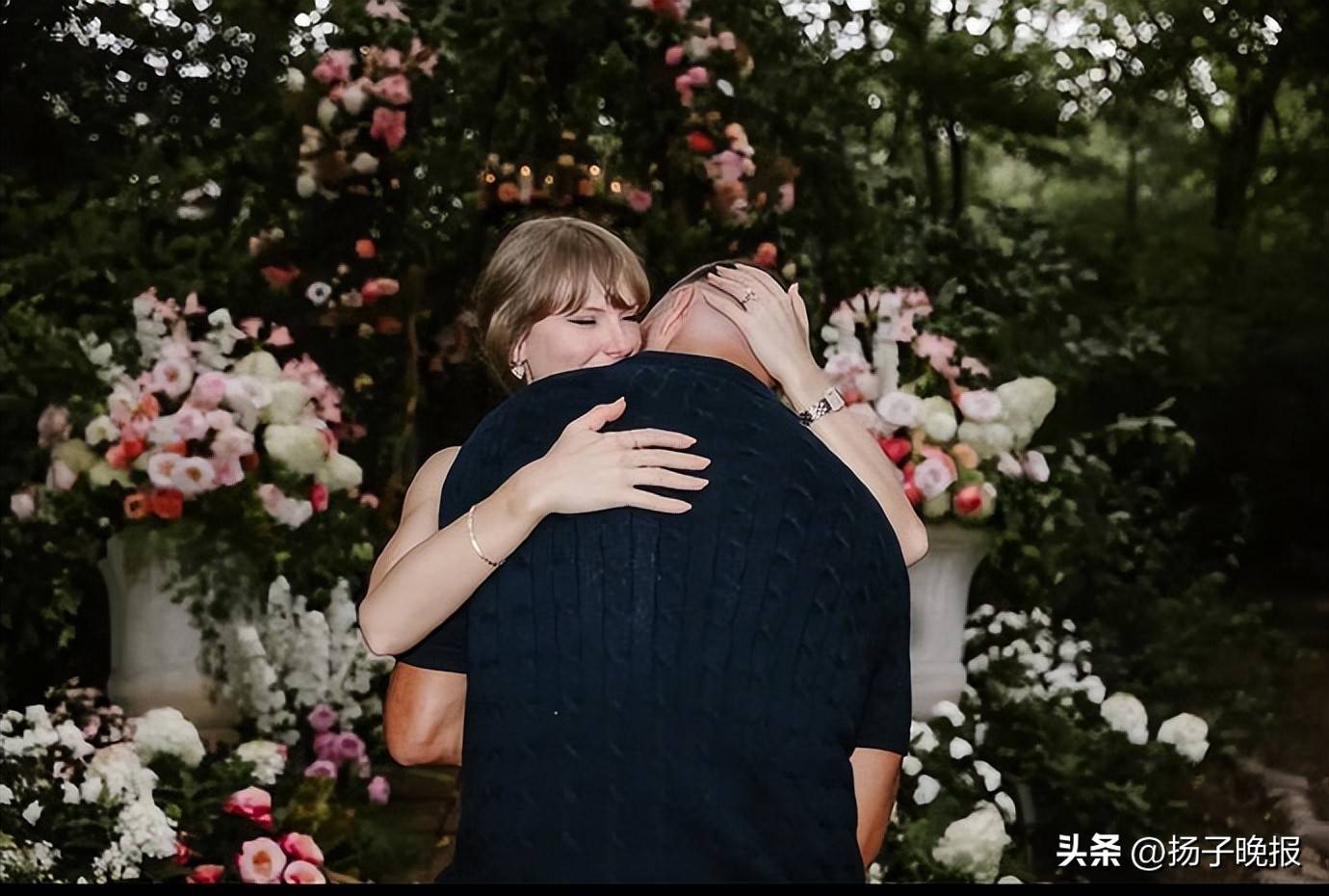 霉霉的世纪婚礼，幸福，还是一场盛大的期待？
