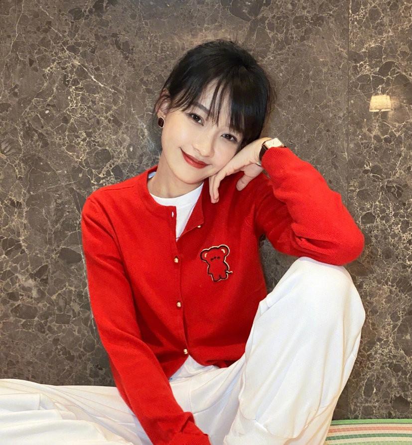 80后集体叛逆染黄毛，一场关于青春与个性的实验