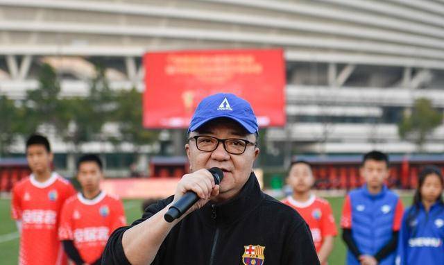 董路，中国足球小将现在就能超越日本？