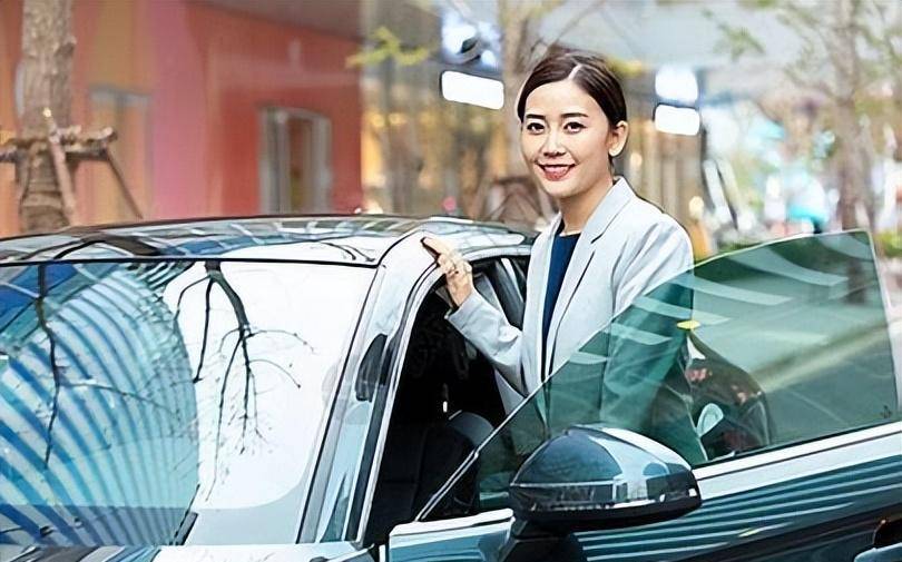 女子打车问能否开窗被怼有优越感，一次关于文明与理解的对话