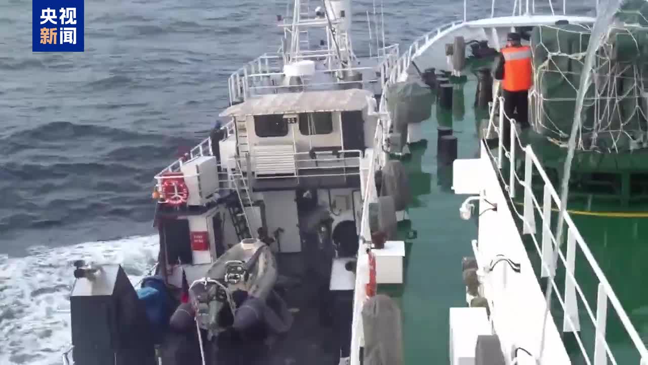 海警遭遇日方滋扰，一线记者的真实记录