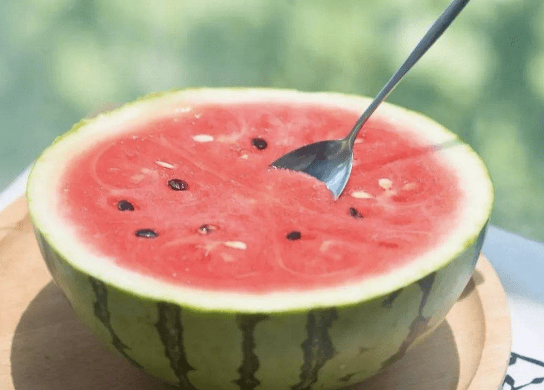 切开的西瓜能放多久？——你的夏日小确幸指南