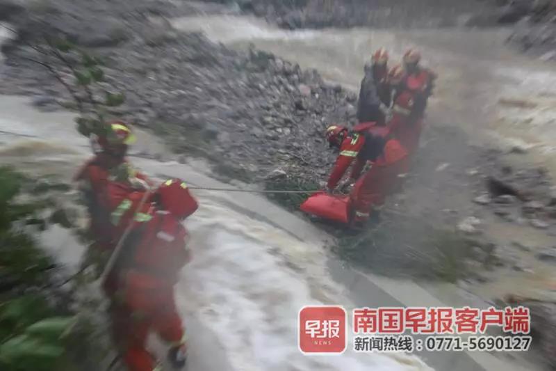 广西南宁洪涝灾害，2人遇难，社区共筑防线