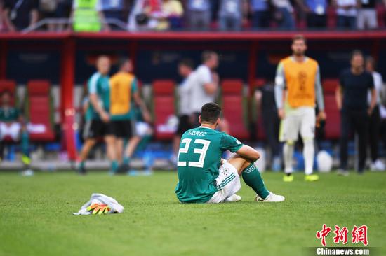 法国公布世界杯26人名单最新，卫冕冠军的豪赌与隐忧