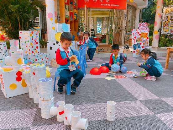 萌娃的眼泪，无声的温暖