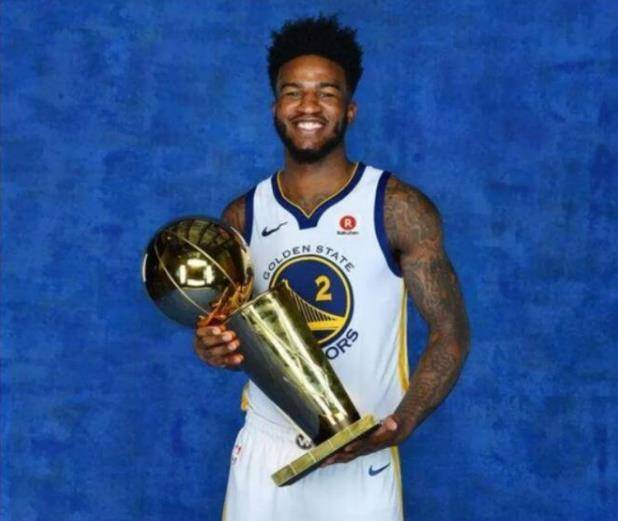 乔丹·贝尔，从勇士替补到NBA流浪者的传奇之旅