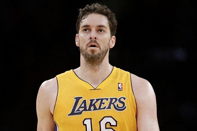 NBA现任最强中锋，数据不说谎，但眼睛也会骗人