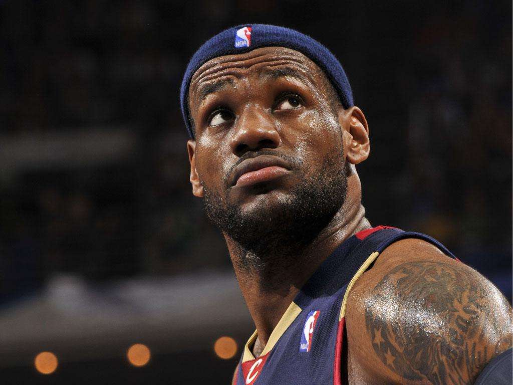 詹姆斯NBA总得分排名最新排名2026，当你以为他该歇了，他又往前挪了一步