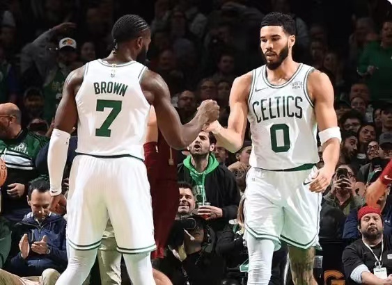 NBA雄鹿队怎么样？聊聊这支让人又爱又急的球队